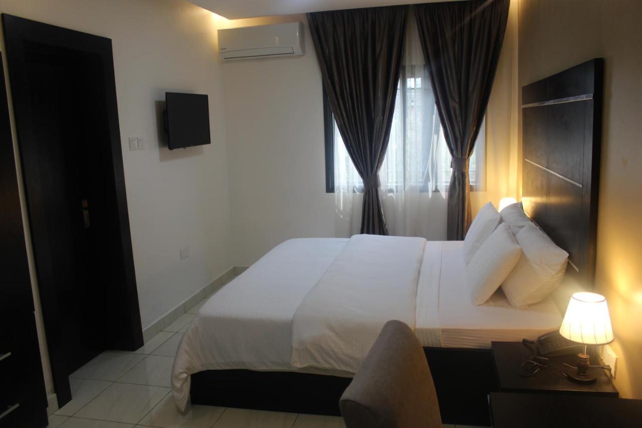Urban Metro Inn Lagos Exterior foto